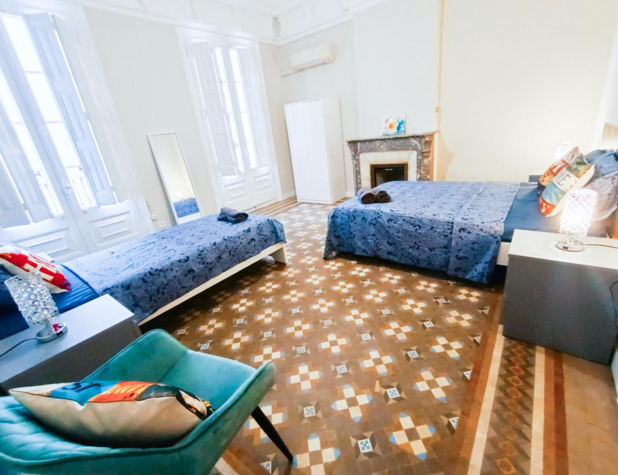 Private Rooms By Plaza Catalunya バルセロナ エクステリア 写真